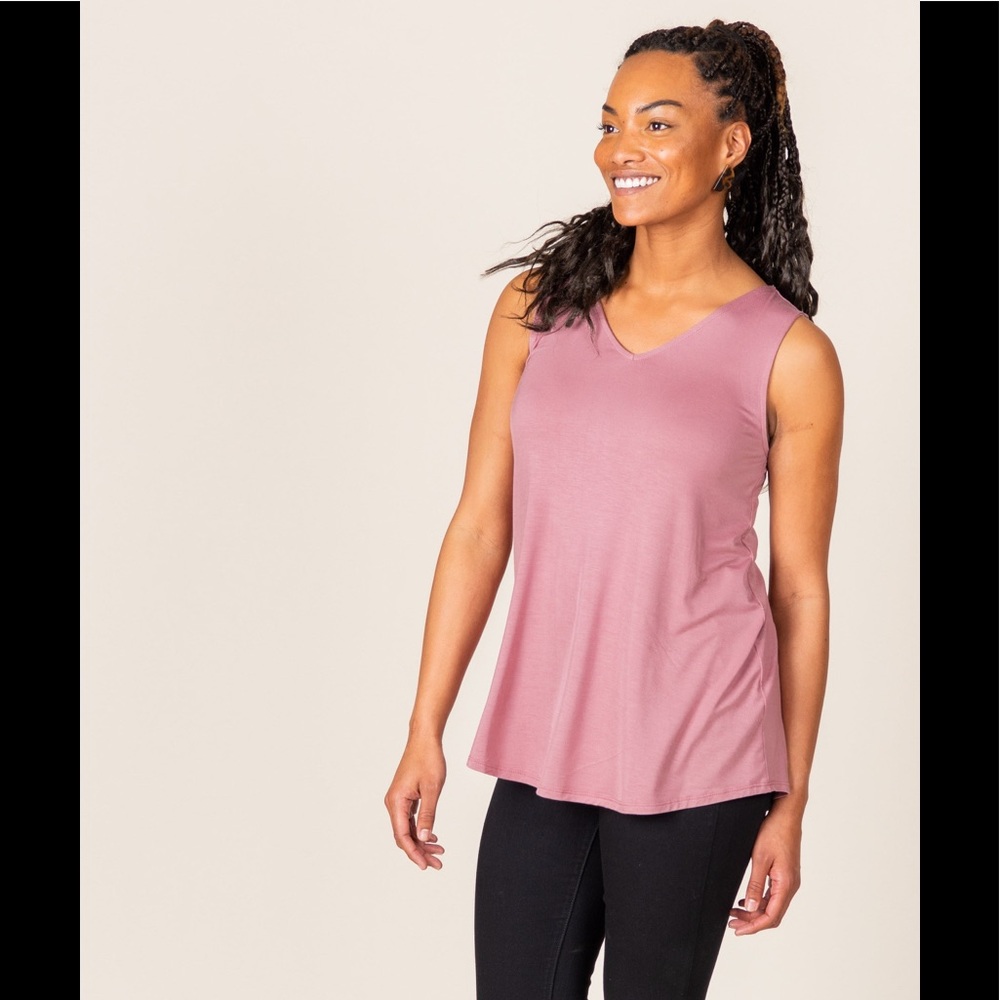 Essential Tank V-Neck Mauve